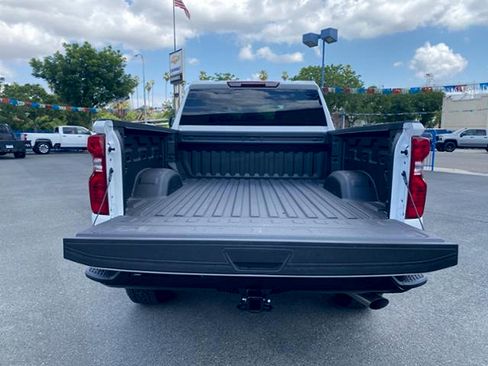 New 2026 Chevrolet Silverado 2500 Custom w/ Custom Value Package AWD/4WD image 15