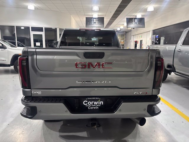 Used 2025 GMC Sierra 2500 AT4 AWD/4WD image 8