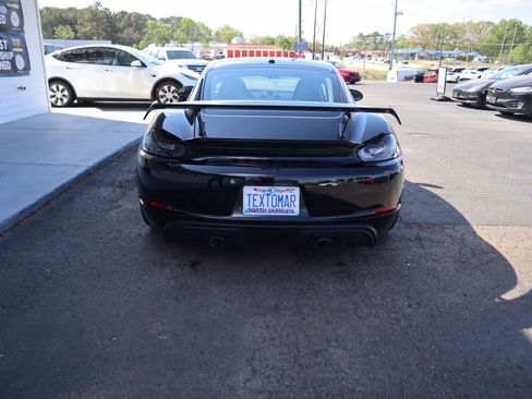 Used 2020 Porsche 718 Cayman GT4 image 25
