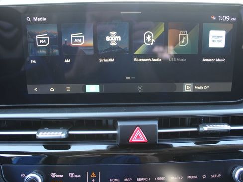 New 2026 Kia Sportage EX FWD image 43