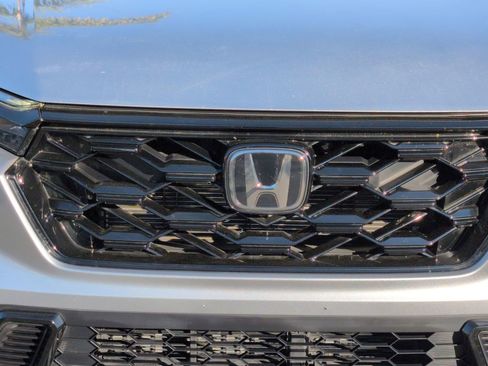 Used 2023 Honda CR-V Sport image 9