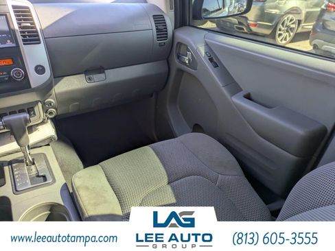Used 2019 Nissan Frontier SV w/ Value Truck Package AWD/4WD image 16