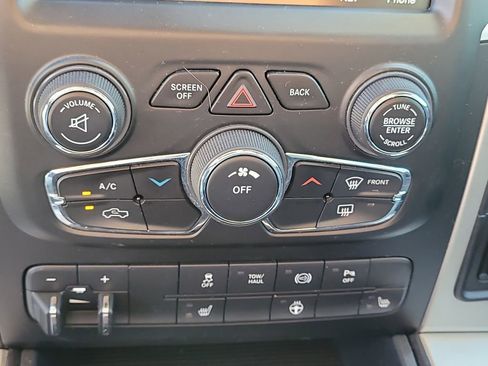 Certified 2015 RAM 2500 Big Horn image 22