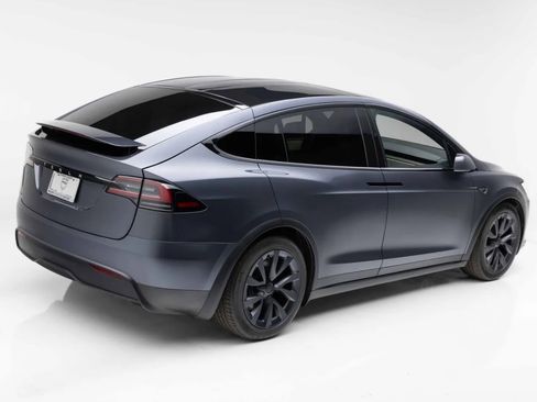 Used 2023 Tesla Model X AWD/4WD image 3
