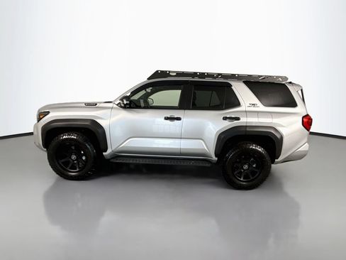 Used 2025 Toyota 4Runner TRD Off-Road Premium AWD/4WD image 2