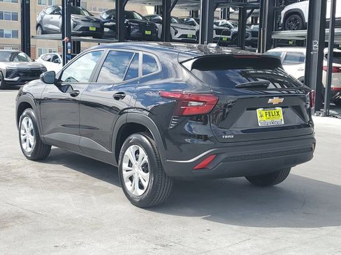 New 2026 Chevrolet Trax LS FWD image 5