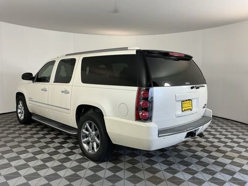 Used 2011 GMC Yukon XL Denali AWD/4WD image 6