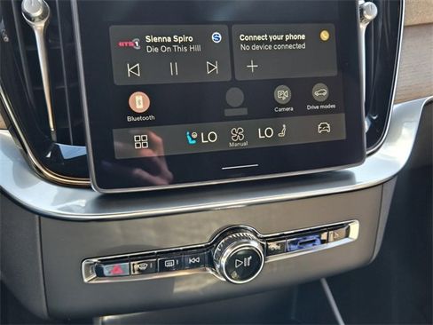 New 2026 Volvo XC90 B6 Ultra w/ Protection Package Premier image 19