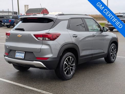 Used 2024 Chevrolet TrailBlazer LT w/ LT Cold Weather Package image 4
