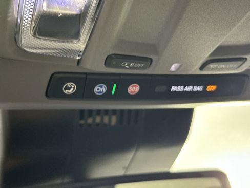 Used 2024 GMC Sierra 1500 SLT RWD image 27