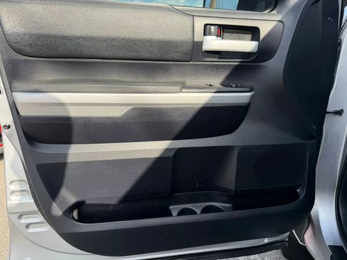 Used 2016 Toyota Tundra SR5 w/ TRD Off Road Package image 14