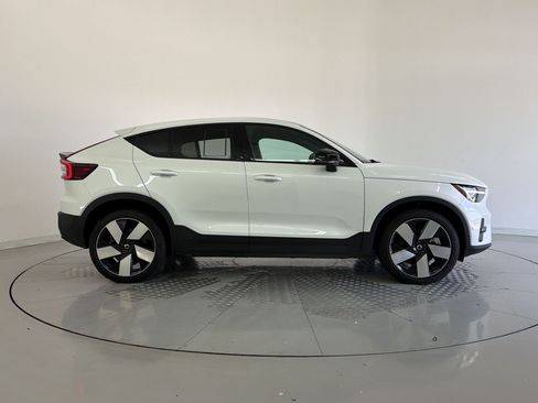Used 2023 Volvo C40 P8 Recharge Ultimate AWD/4WD image 8