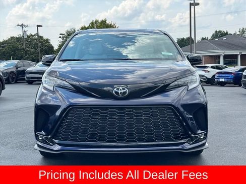 Used 2026 Toyota Sienna XSE FWD image 8