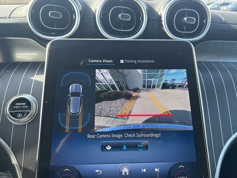 Used 2023 Mercedes-Benz GLC 300 4MATIC image 16