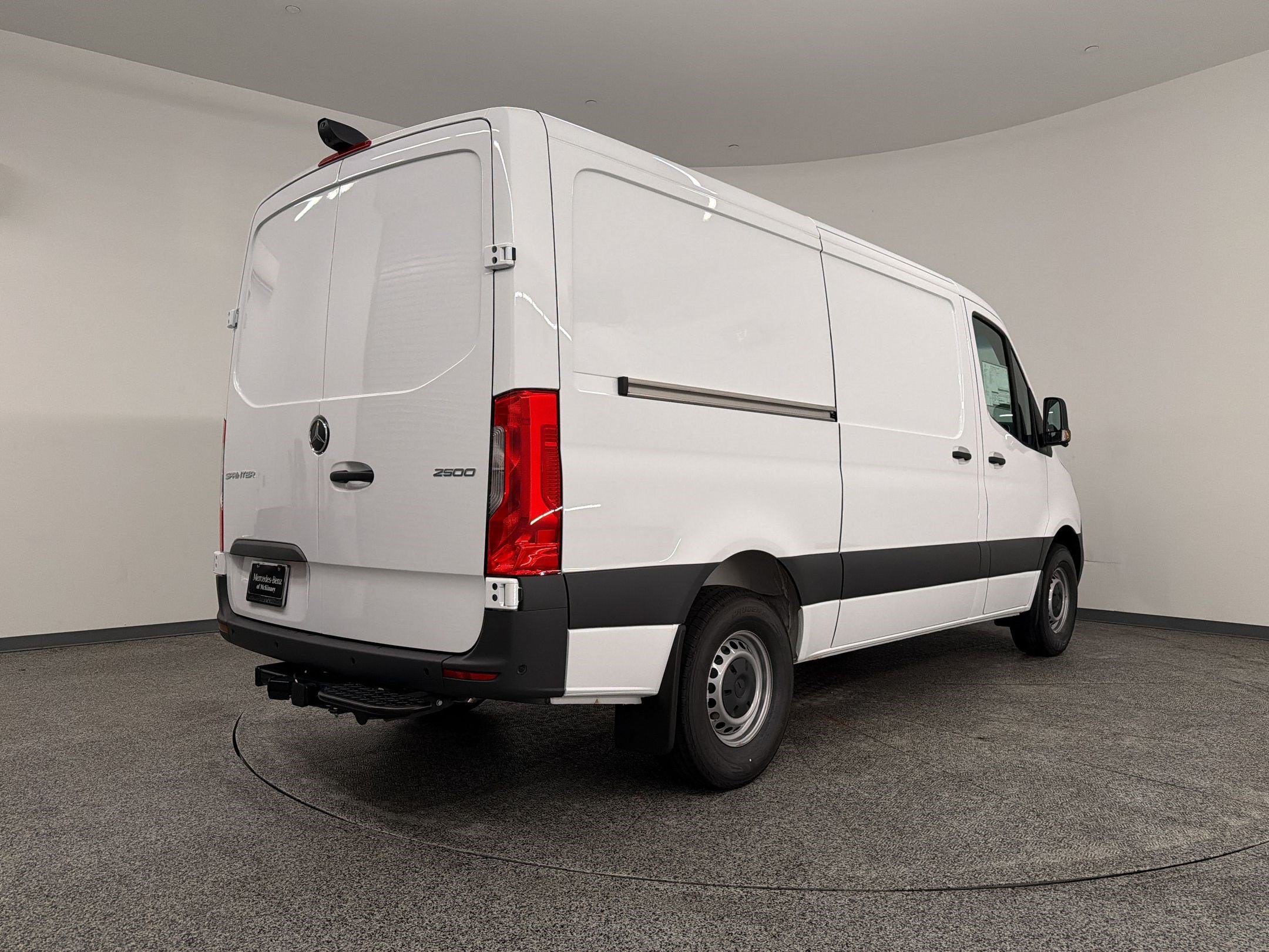 Used 2026 Mercedes-Benz Sprinter 2500 image 8