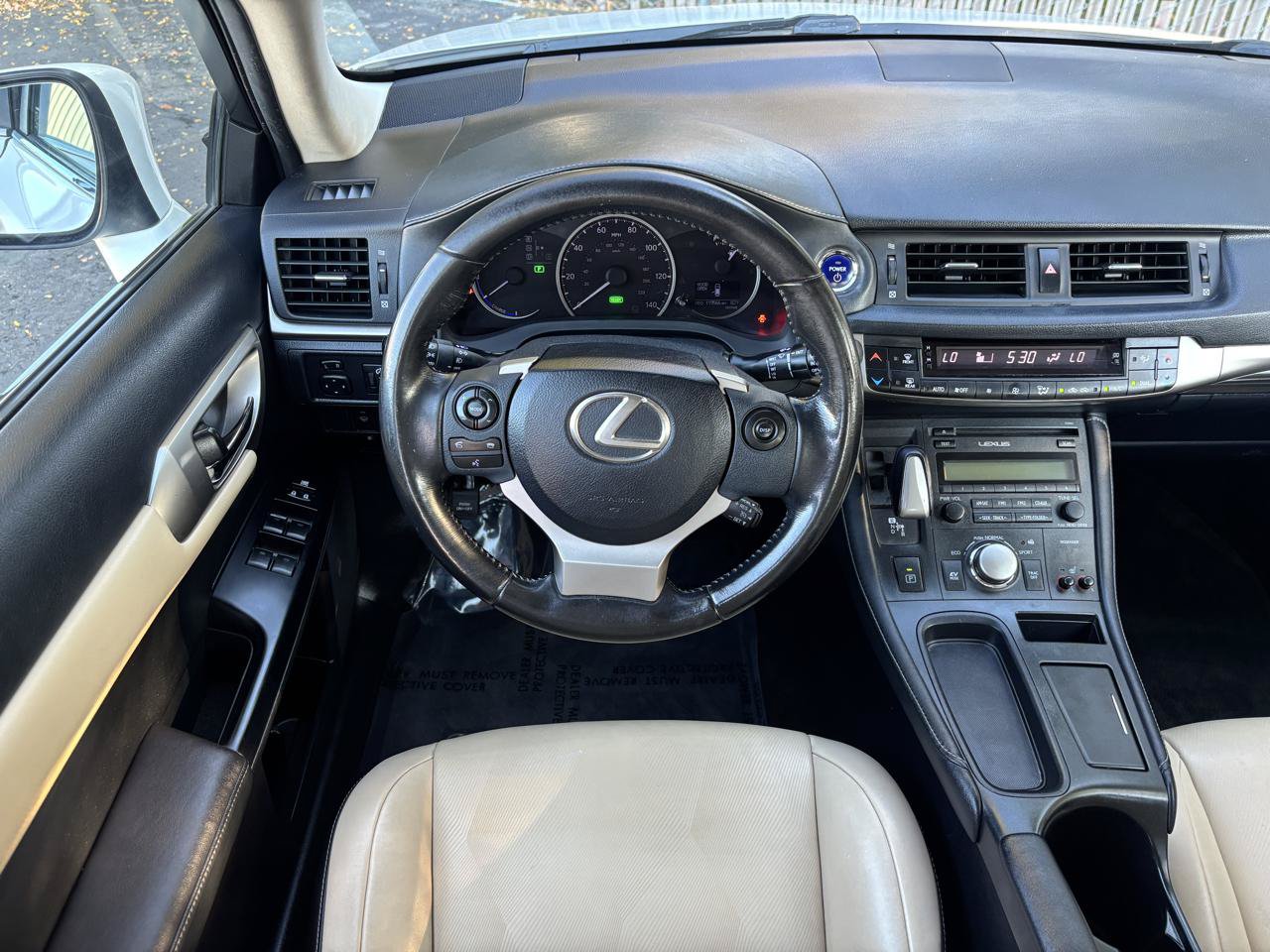 Used 2016 Lexus CT 200h w/ Seat Comfort Package FWD image 4
