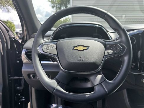Used 2023 Chevrolet Traverse LT FWD image 20