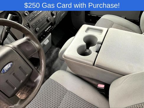 Used 2015 Ford F250 XL w/ Power Equipment Group AWD/4WD image 18