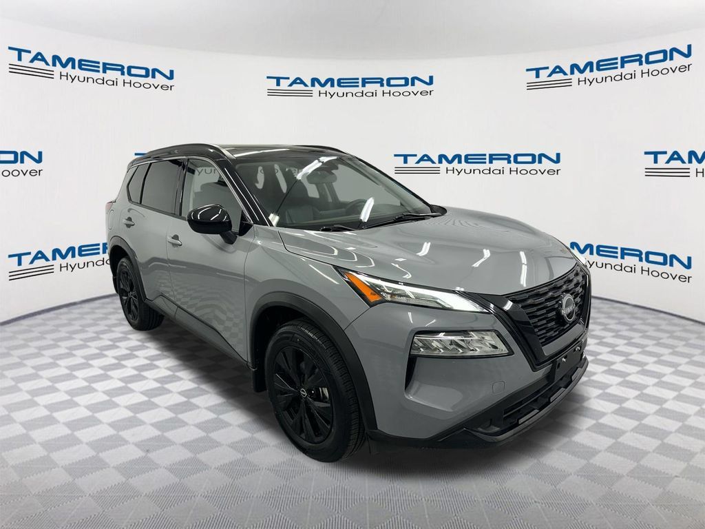 Used 2023 Nissan Rogue SV w/ SV Premium B Package FWD image 7