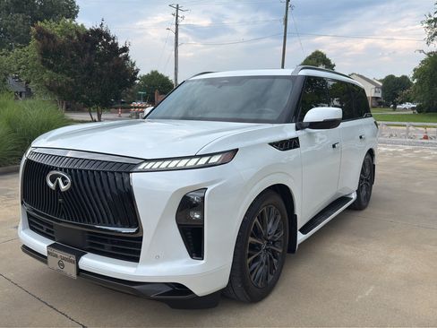 Used 2026 INFINITI QX80 Autograph w/ Premium Cargo Package AWD/4WD image 7
