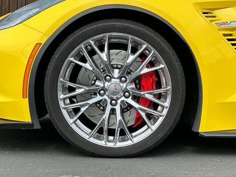 Used 2016 Chevrolet Corvette Z06 w/ 3LZ Preferred Equipment Group RWD image 24