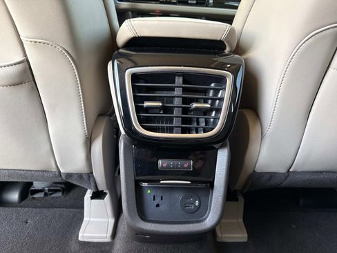 Certified 2022 Lincoln Nautilus Reserve image 16