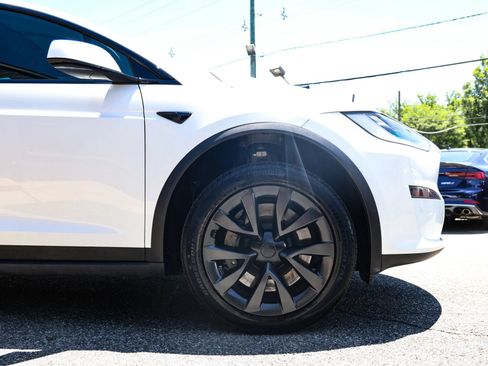 Used 2022 Tesla Model X AWD/4WD image 10