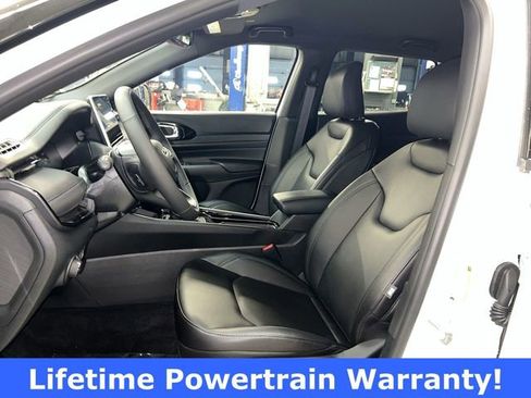 New 2026 Jeep Compass Limited image 15