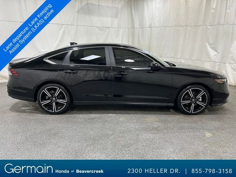 Used 2023 Honda Accord Sport image 11