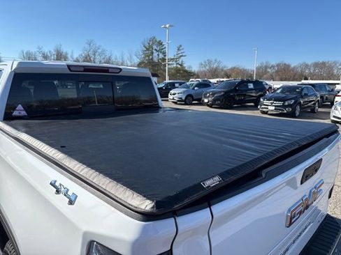 Used 2020 GMC Sierra 1500 SLT w/ SLT Premium Plus Package image 12