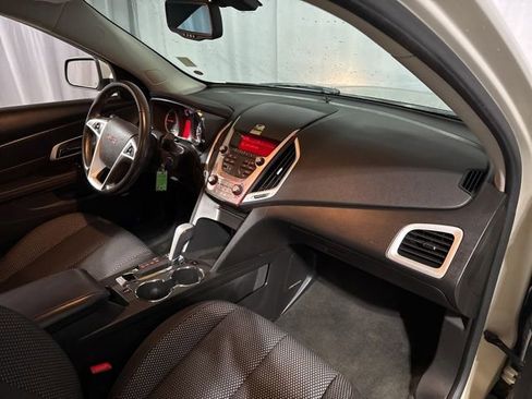 Used 2010 GMC Terrain SLE AWD/4WD image 26