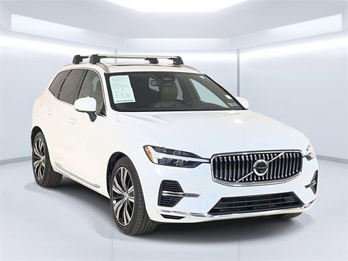 Used 2022 Volvo XC60 T8 Inscription w/ Advanced Package image 9