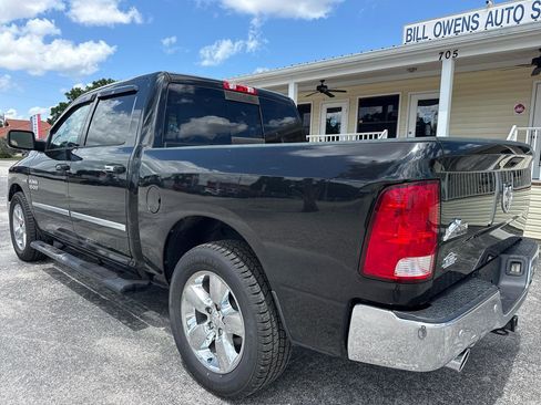 Used 2017 RAM 1500 Big Horn RWD image 3
