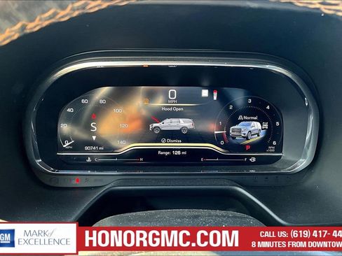 Used 2022 GMC Yukon AT4 AWD/4WD image 13