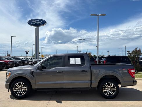 Used 2021 Ford F150 XL w/ STX Appearance Package RWD image 2