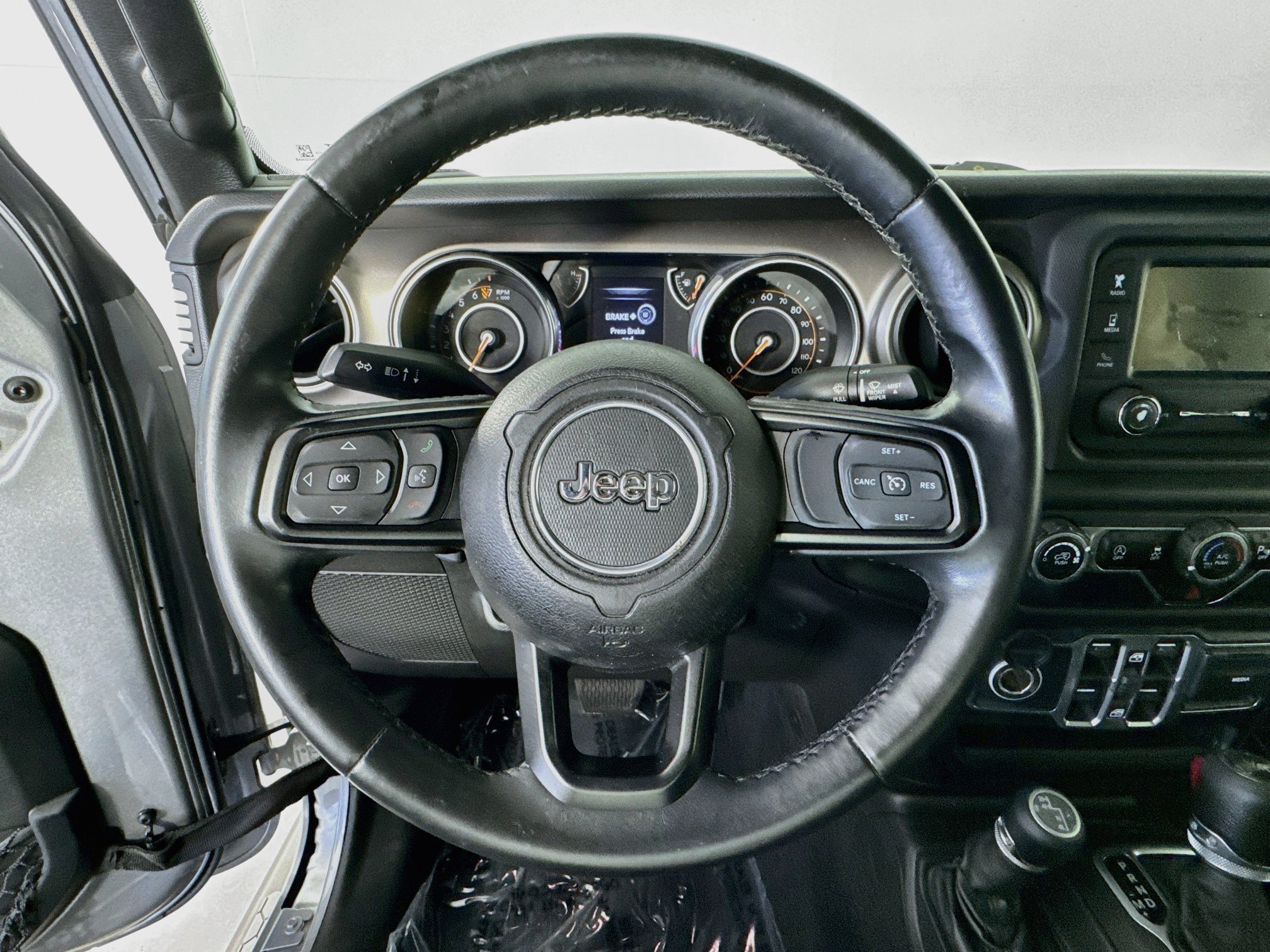 Used 2018 Jeep Wrangler Unlimited Sport S AWD/4WD image 11