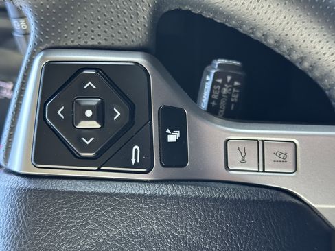 Used 2023 Toyota 4Runner SR5 image 41