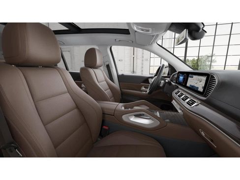 New 2026 Mercedes-Benz GLS 450 4MATIC image 4