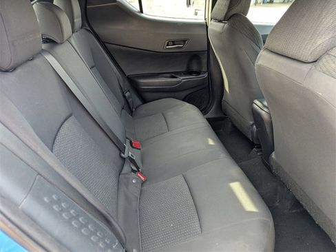 Certified 2019 Toyota C-HR XLE image 17