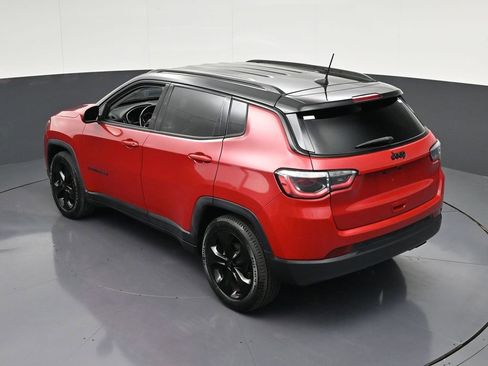 Used 2019 Jeep Compass Latitude FWD image 20