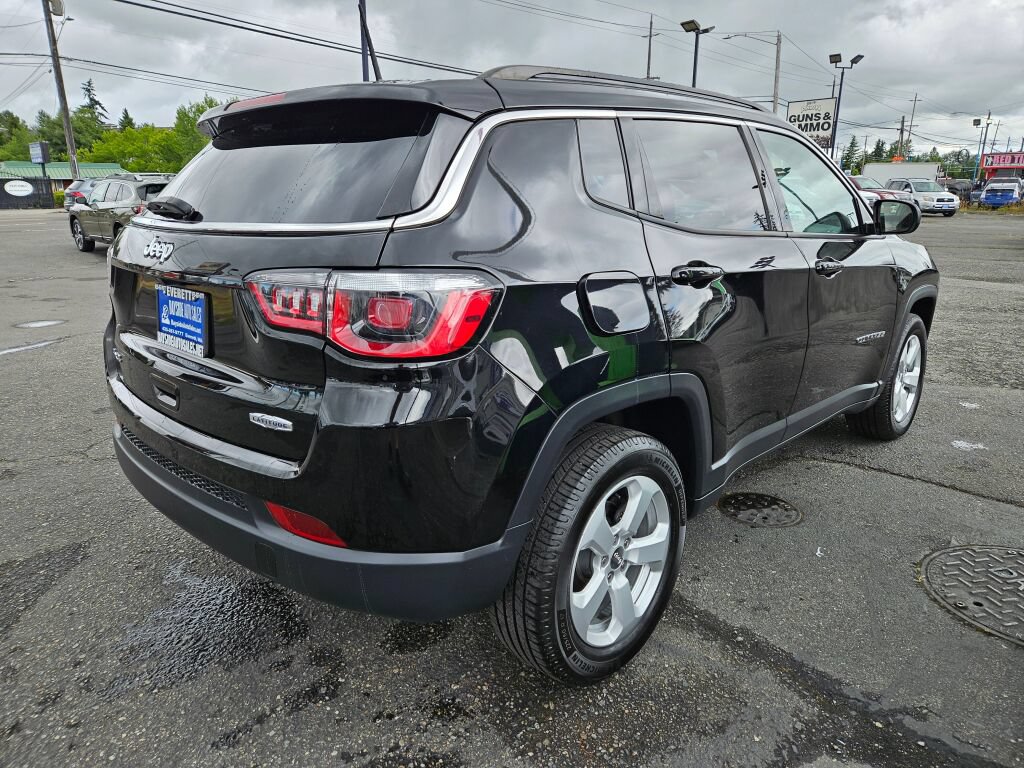 Used 2018 Jeep Compass Latitude AWD/4WD image 5