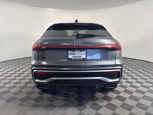 Used 2025 Audi Q5 Premium Plus w/ Premium Plus AWD/4WD image 7