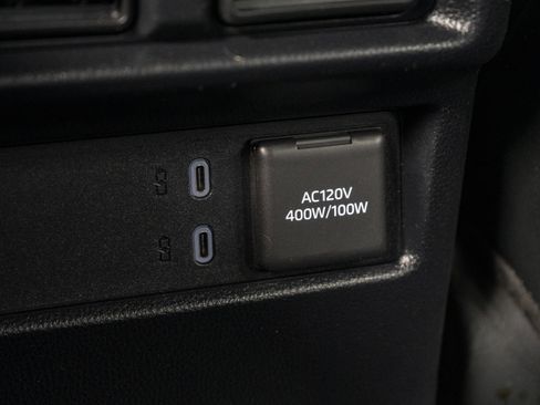 Used 2025 Toyota 4Runner Limited AWD/4WD image 42