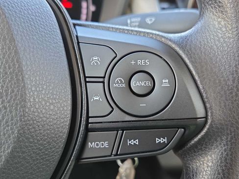 Used 2026 Toyota Corolla LE FWD image 23