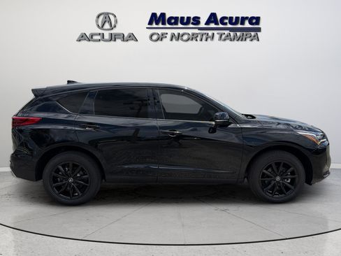 New 2026 Acura RDX SH-AWD image 8