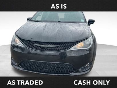 Used 2018 Chrysler Pacifica Touring-L Plus w/ Advanced Safetytec Group