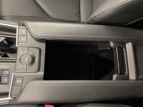 Used 2025 Toyota Grand Highlander AWD Hybrid image 24
