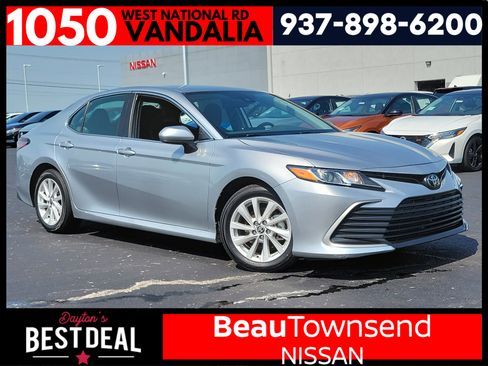 Used 2024 Toyota Camry LE image 1