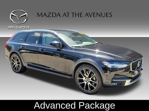 Used 2020 Volvo V90 T6 Cross Country w/ Protection Package Premier AWD/4WD image 10