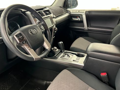 Used 2019 Toyota 4Runner SR5 AWD/4WD image 16